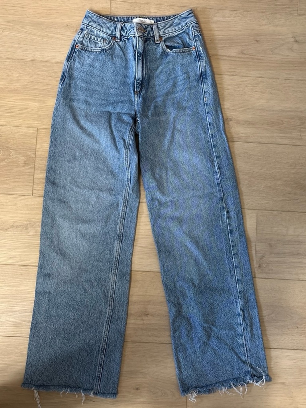 Dynamite women’s Straight-Leg Jeans in Light Blue Denim